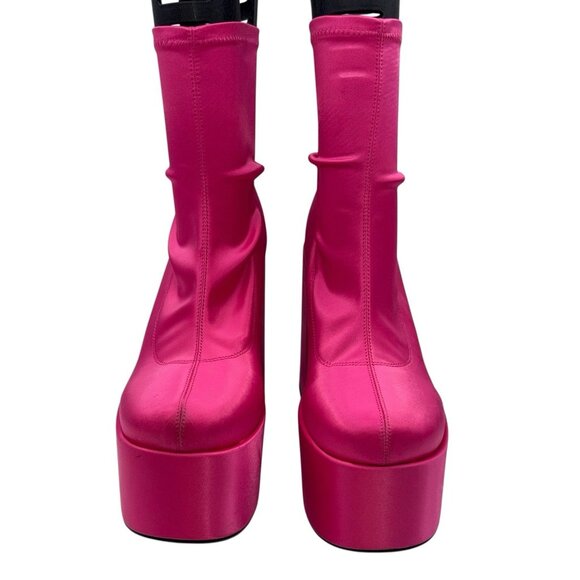 Steve Madden Pink Platform Boots Sz 9 M Sock Pull On Barbie Chunky Heel - Picture 13 of 16